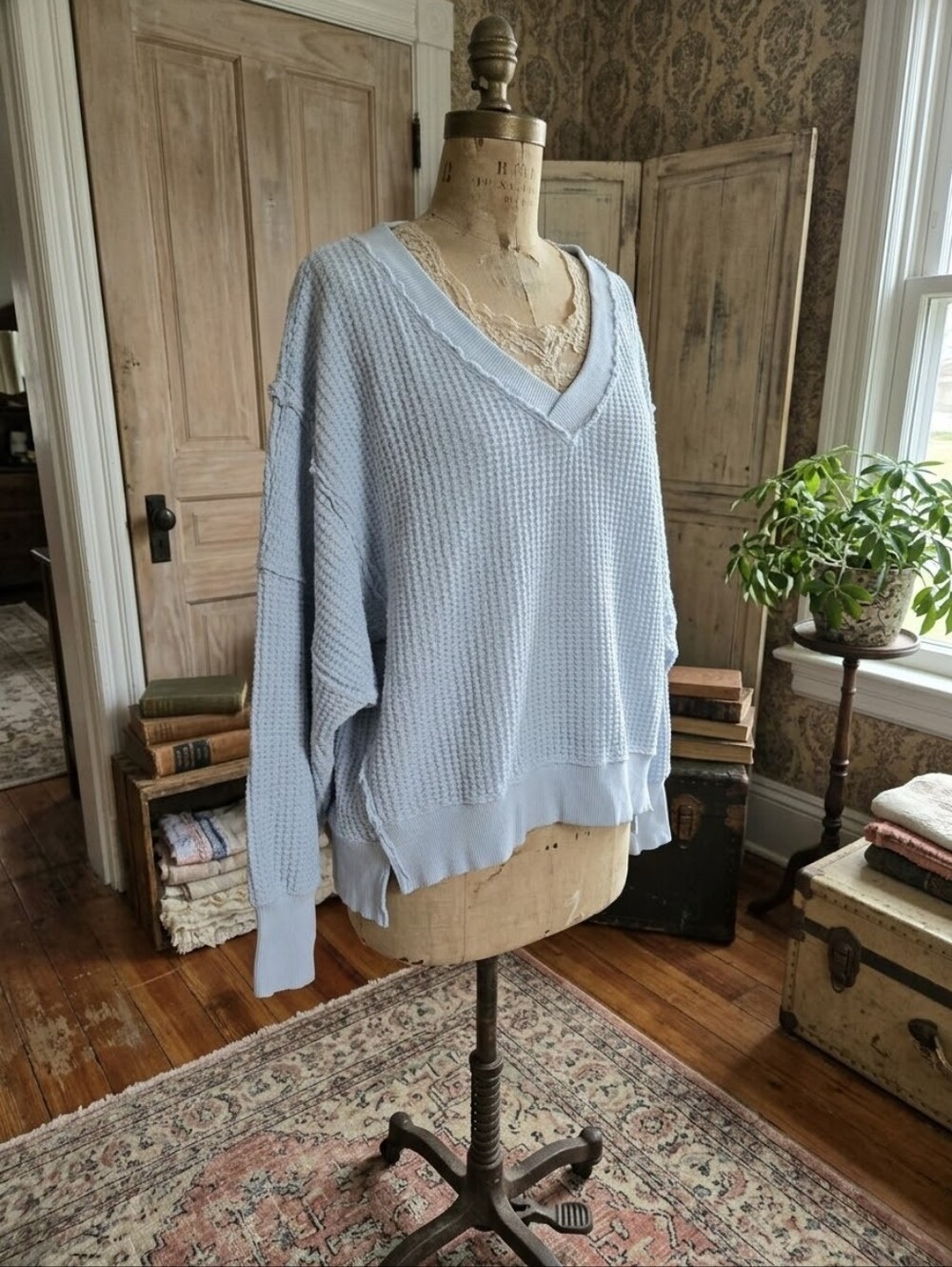 American Eagle Light Blue Waffle Knit V-Neck Oversized Sweater Size XS